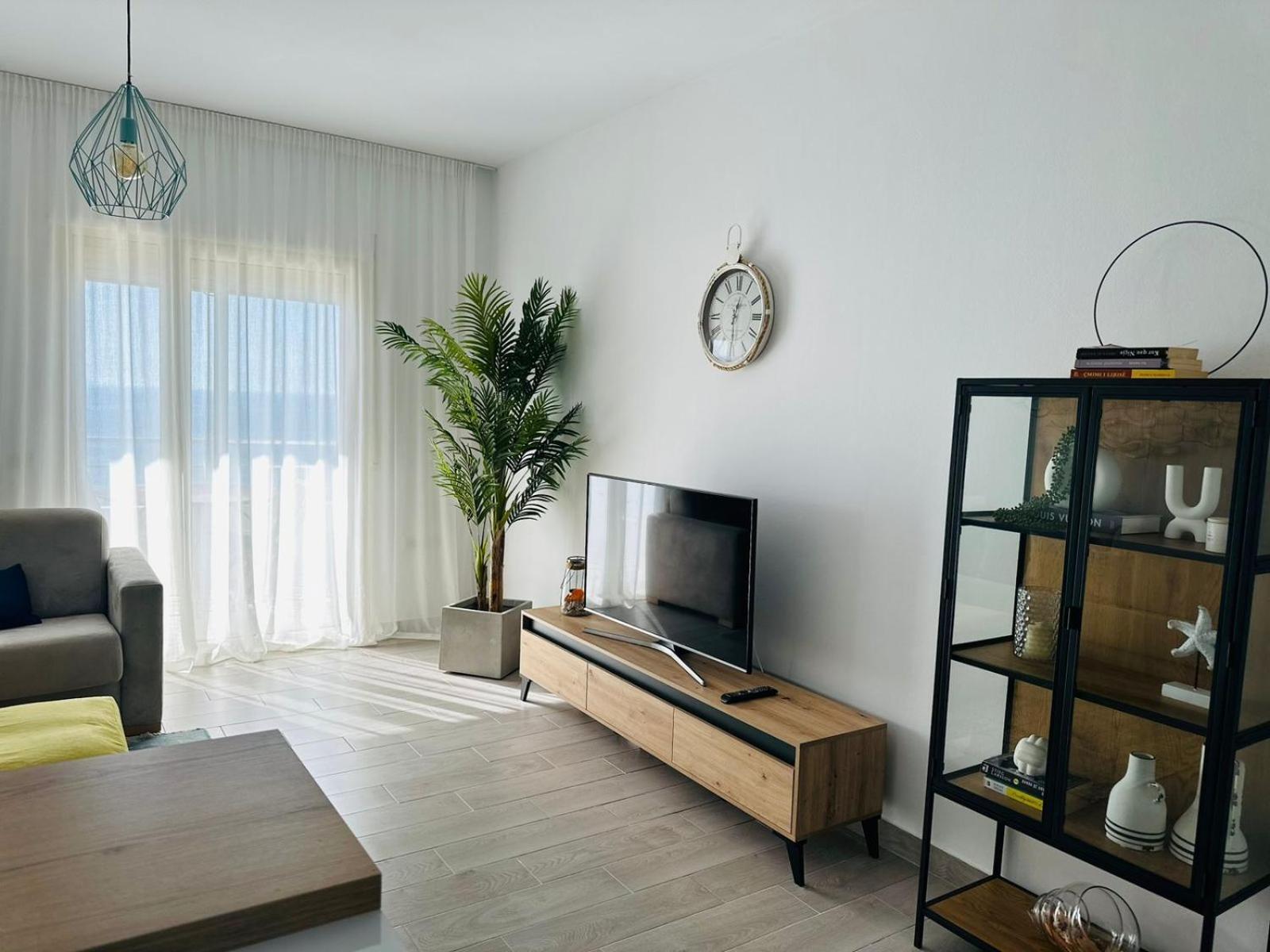 Sunny Hill Apartment Vlorë エクステリア 写真